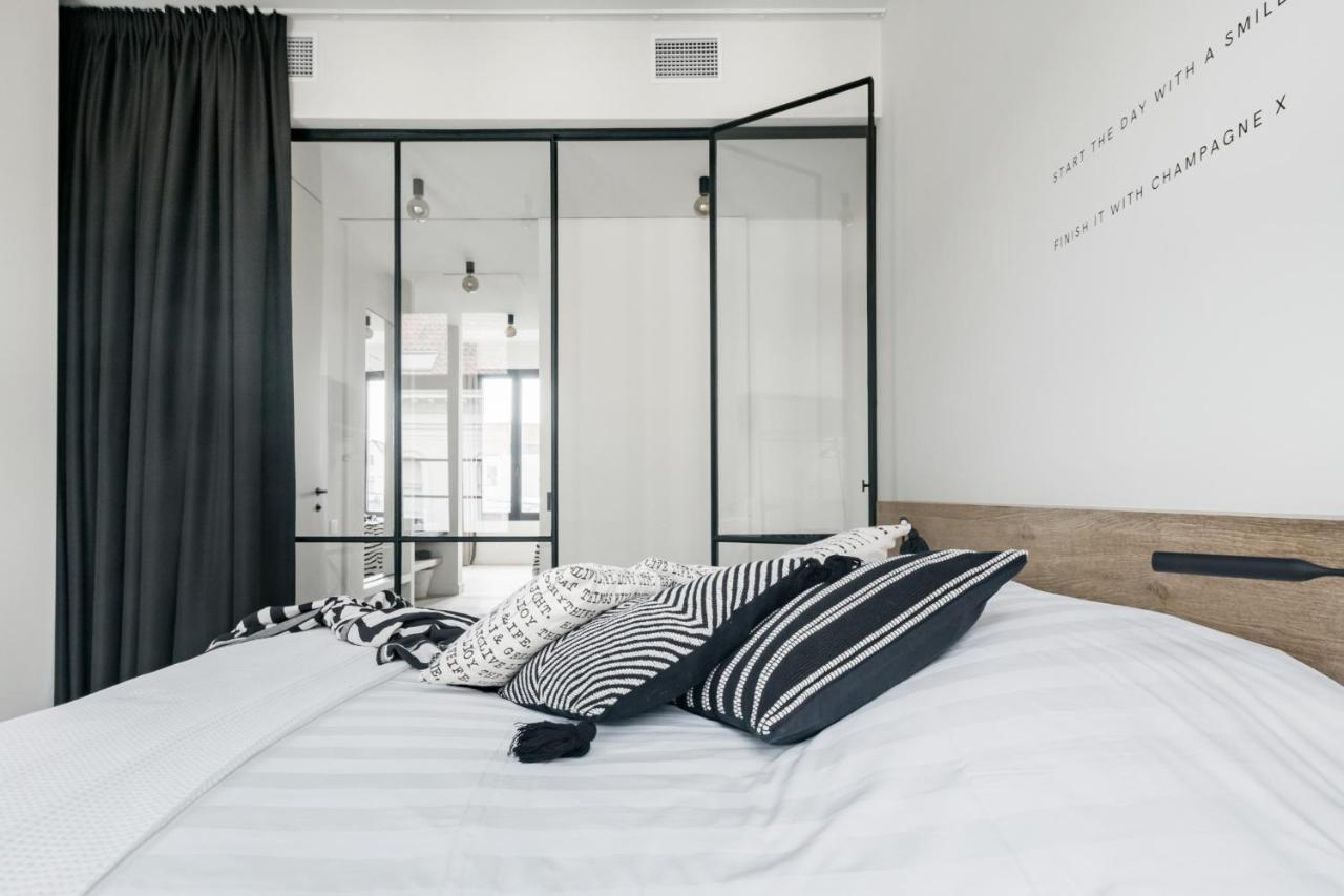 Maison12 - Design Apartments With Terrace And View Over Ghent Towers Buitenkant foto